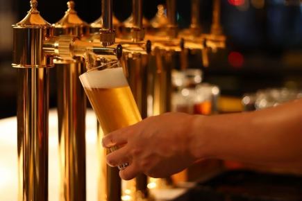 【100種類以上が飲み放題】お得な９０分飲み放題　2500円
