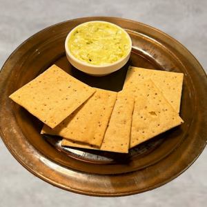 Avocado Cheese Crackers