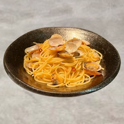 浅利と季節野菜のペペロンチーノ