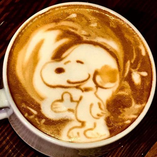 SNS shine ☆ popular latte art