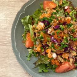 魚と(トトと)サラダ