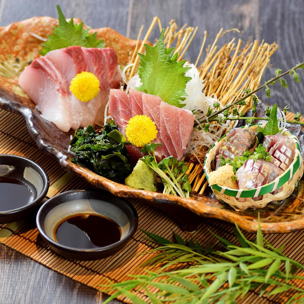 您可以享用新鮮的海鮮，例如特選新鮮時令魚的生魚片。
