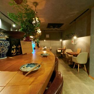 オープンキッチンのカウンター席で楽しむ大阪ごはん♪大阪産の新鮮な食材を中心に、季節の”なにわの味”を愉しむ大阪ごはん MON.！#大阪ごはん #大阪産 #黒毛和牛 #なにわ黒牛 #創作和食 #すき焼き #しゃぶしゃぶ #鍋 #土鍋ごはん #新年会 #歓迎会 #送別会 #女子会 #大人デート