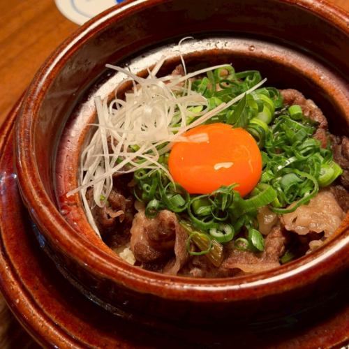 なにわ黒牛のすき焼き土鍋ごはん