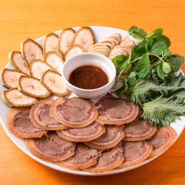 【推薦菜單♪】還有稀有的肉類料理！ ◆清蒸野豬肉 1,400日圓（含稅）