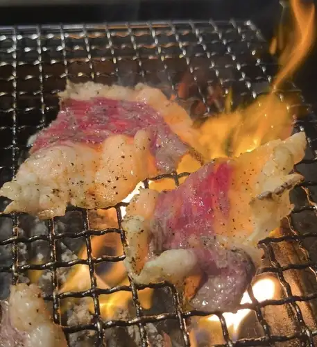 炭火　和牛コウネ