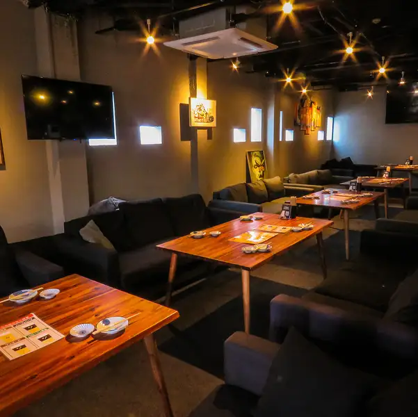 【完全プライベートルーム】新登場！！1日1組限定☆20名～35名でご利用いただけます！カラオケ付きの完全個室、プライベートルームで気の合う仲間との飲み会、ご宴会はもちろん！様々なシーンでご利用OK！当店自慢の至極のコースでご宴席をお愉しみください。予約、詳細に関してはお電話でお問合せください！
