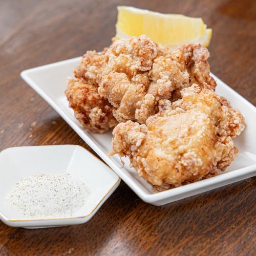 定番＆人気の居酒屋メニュー！自慢の唐揚げをご賞味あれ