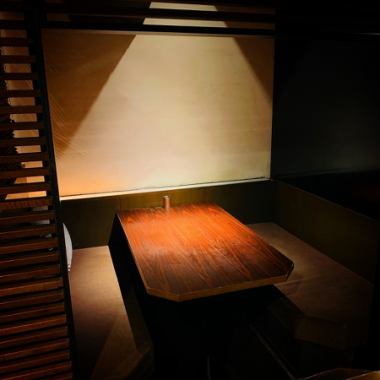 [B1F Box Seats] The underground box seats offer gentle privacy and can be used by small groups for dates, girls' gatherings, etc.The seats have sunken kotatsu seats, so you can stretch out your legs and relax.
