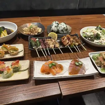 【2H飲放付】11品 4,500円！焼き鳥や土佐藁焼きカツオなど品数多く！