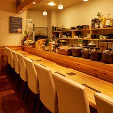 [Counter seats] There are 6 counter seats available.You can relax with peace of mind because the space is wide.It is attractive that even one person can easily drop in on the way home from work.Please use it for dates and anniversaries.