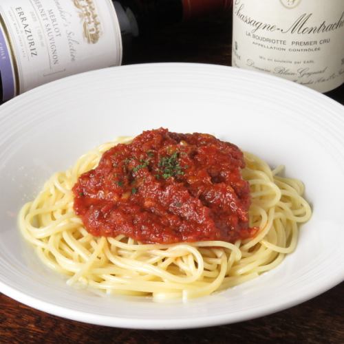 Bolognese style stewed Japanese black beef tendon