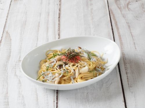 Japanese-style pasta with mentaiko and whitebait