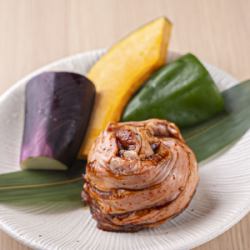 오미 쇠고기 항아리 절임 호르몬 원시 구이