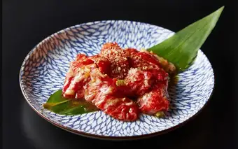 今宵限りの近江牛切り落とし