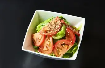 トマトサラダ/ポテトサラダ