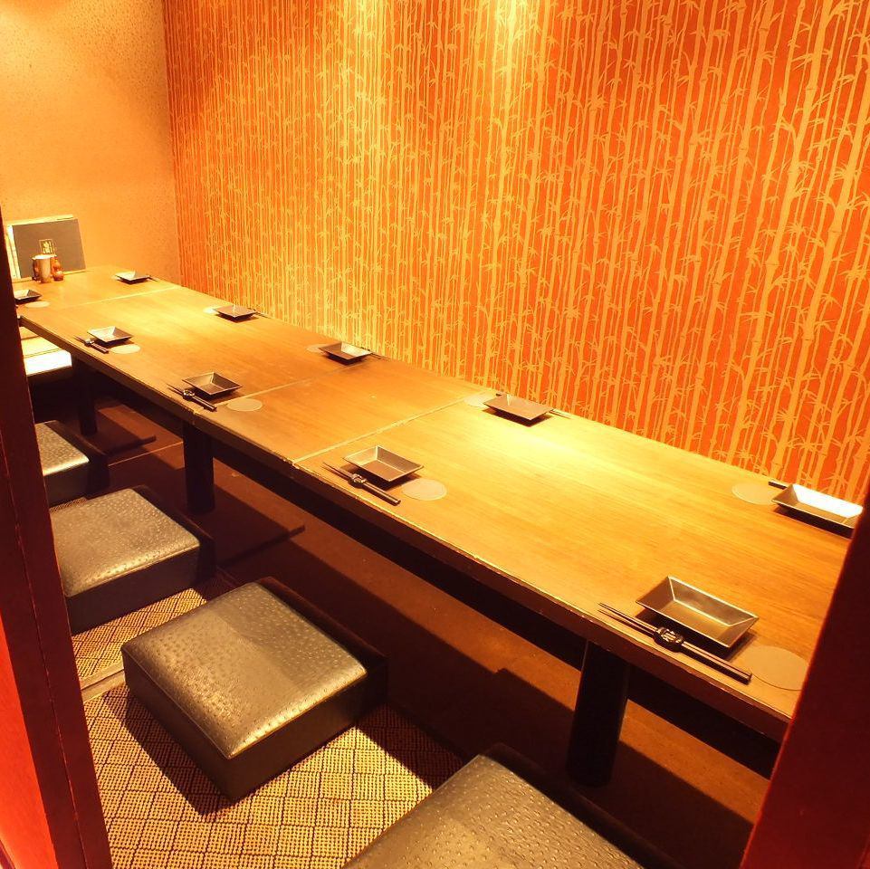 We have private rooms of various sizes, so please leave the company banquet to us.