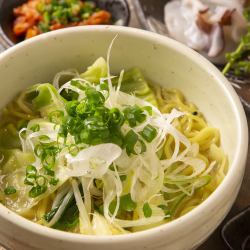 Chicken hot water ramen