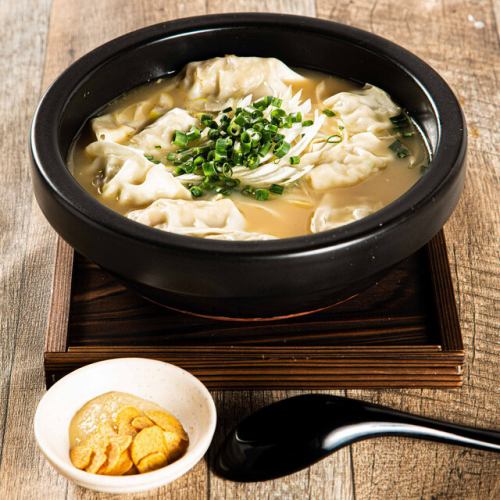 Chicken broth with garlic