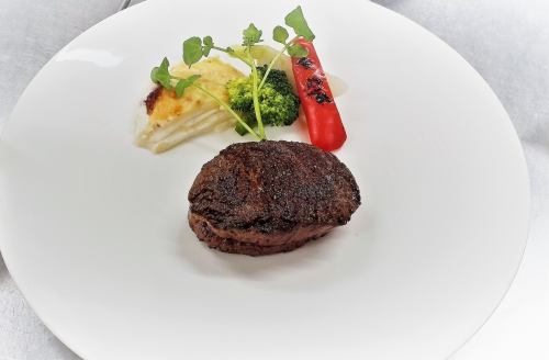 Carefully Selected Domestic Beef Fillet Poiret with Truffle Soy Sauce