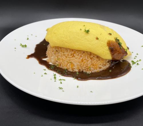 Chicken rice with omelette