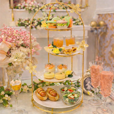 【5月・6月限定】　土日祝日　[May & June Afternoon Tea]　＠4，450円