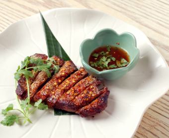 国産豚肉のオーブン焼き　（ムーヤーン）～オリジナルスパイスを効かせて