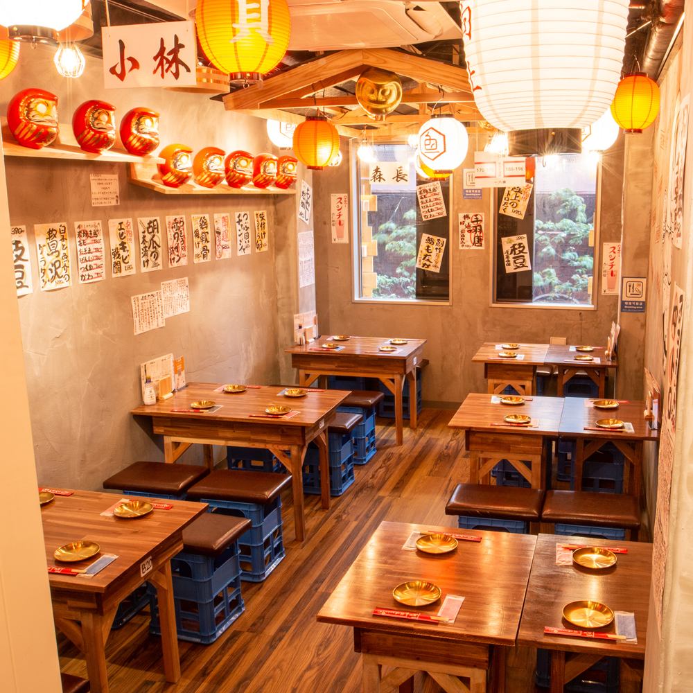 大人数でのご宴会にも最適！フロア貸切も承っております！