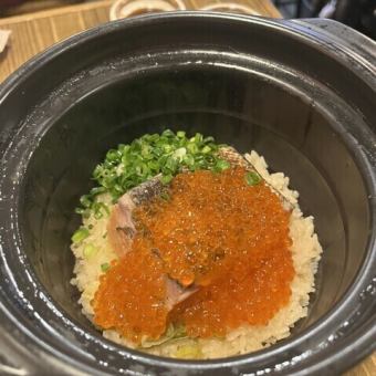 【90분 ◎ 음료 무제한 포함】산 직조 · 야키토리 꼬치 · 선택할 수 있는 볶음밥 · 디저트 등 전 9품 5000엔(부가세 포함)