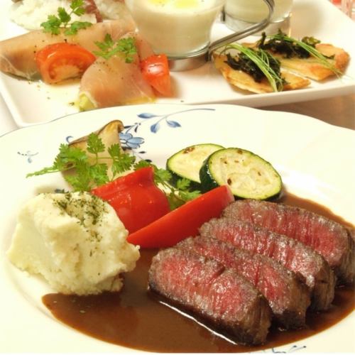 You can enjoy the special dishes in the course♪
