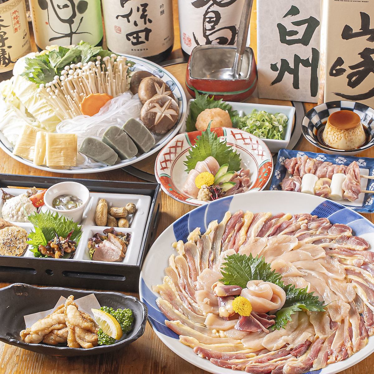 淡海地鶏を使った焼鳥やお造り、親子丼など多彩な料理が楽しめる