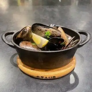 ムール貝白ワイン蒸し
