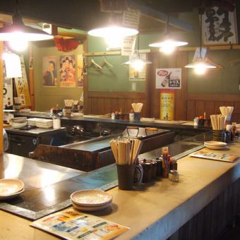 We have a spacious counter table where you can enjoy delicious meat! Enjoy plenty of our proud gems ♪