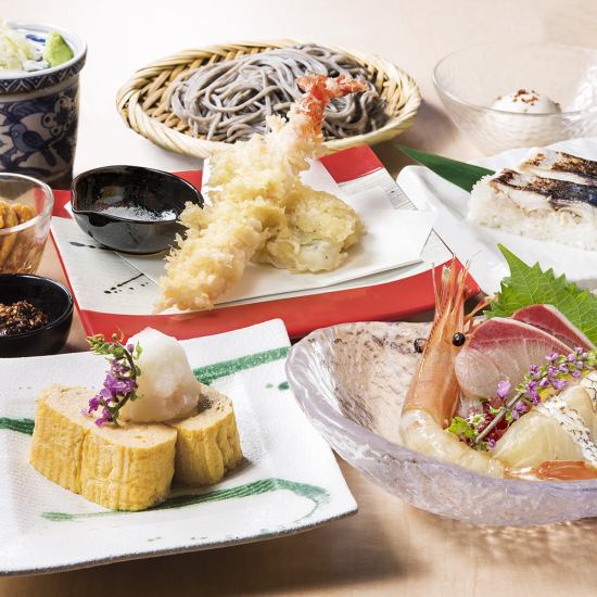 A seasonal lunch set is available for 1,980 yen.Please make a reservation by the day before