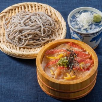 Set of sesame soba and seared marinated red snapper rice bowl