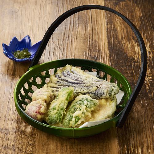 夏旬野菜の天ぷら盛り合わせ～茄子・ピーマン・ミニトマト・南瓜～
