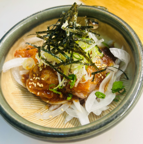 Chicken fillet with yukhoe sauce