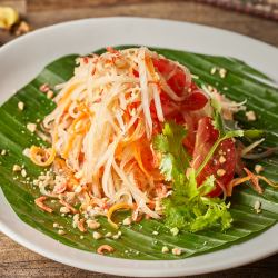 Thai style green papaya salad