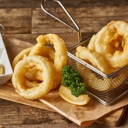 Homemade crispy onion rings