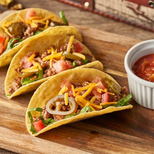 Mexican corn tacos 3pc