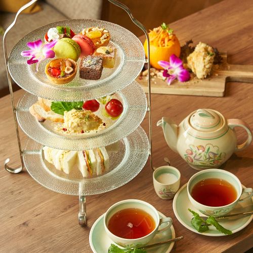 [15: 00 ~ 17: 00] Afternoon tea set (with cake, light meal, tapas, and a drink) → 1780 yen