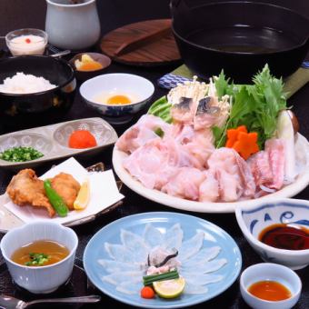 Seasonal Hot Pot Fugu Course! 6,800 yen (tax included)