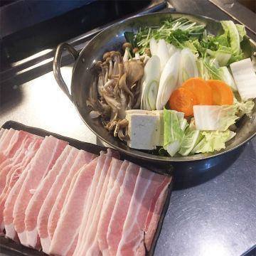 Numerous hot pot courses available ♪