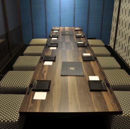 전석 개인실의 점내는 주위를 신경쓰지 않고 고조되기 때문에, 연회를 하기에는 적합합니다! 여러가지 씬에 이용해 주세요◎