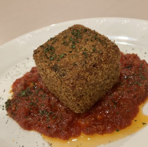 ダイスコロッケ