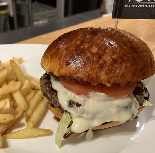 てりやきバーガー（フライドポテト付）