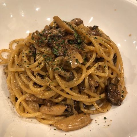 ポルチーニ茸のクリームパスタ