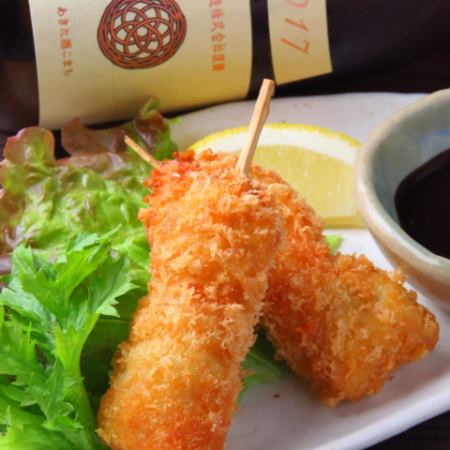 Comes with 2 bite-sized kushikatsu (deep-fried palm fillet, thigh and camembert cheese)