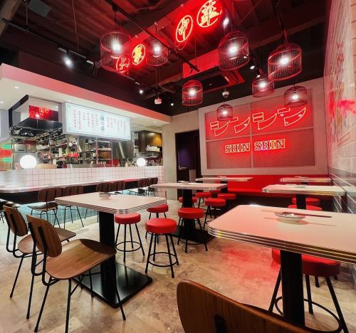 2名席×７テーブルご用意♪人数に合わせてテーブルのご用意いたします◎