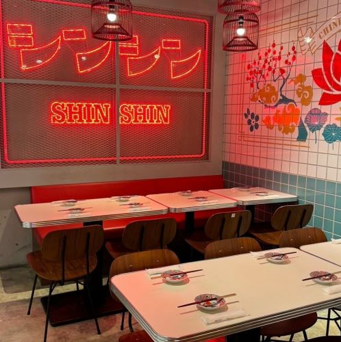 10名様以上の中規模宴会も可能です！人数に応じてテーブルの配置は変更できます◎